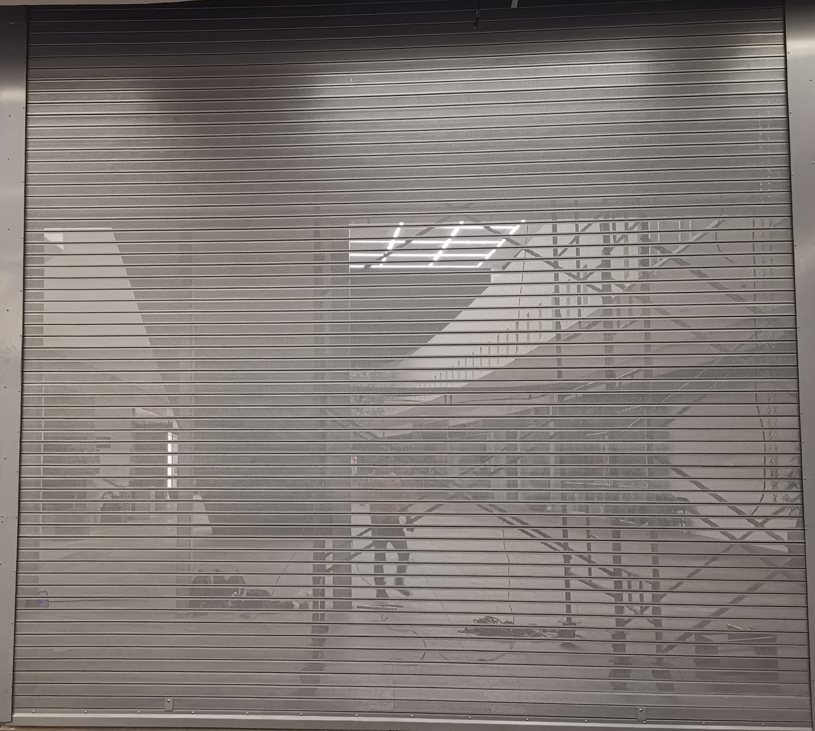 Cortina Multiperforada